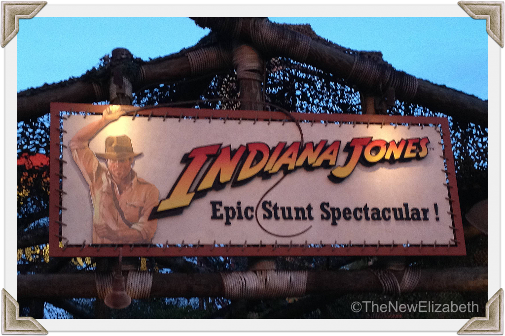 Indiana Jones Show Corners